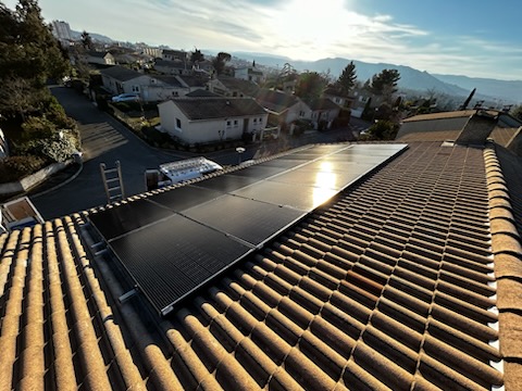 Installation panneaux photovoltaïques  6000Wc – BOURG LES VALENCE – 26 – (Drôme)