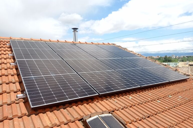 Installation panneaux photovoltaïques  3000Wc- GUILHERAND GRANGES – 07 – (Ardèche)